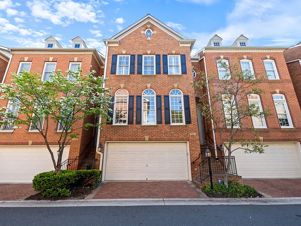 1661 Hunting Creek Dr.