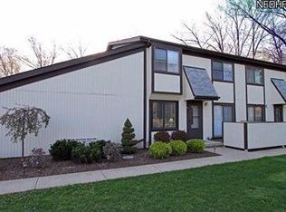 35312 S Turtle Trl APT B, Willoughby, OH 44094