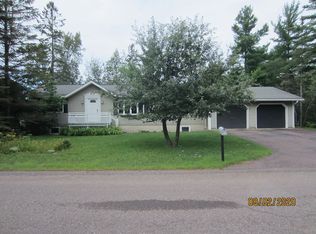 1102 11th Ave, Houghton, MI 49931
