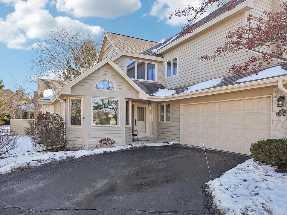 1st image of N21W24045 Garden CIRCLE #F