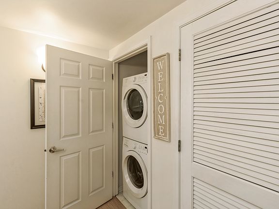 3rd image of 200 W Campbell St Unit 413