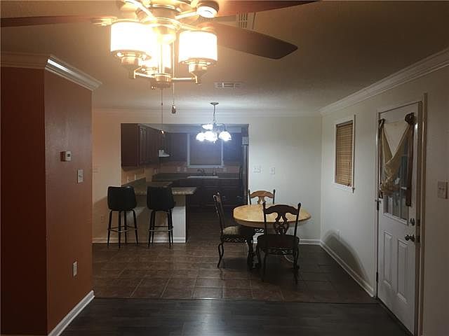 2nd image of 4937 Congress Dr