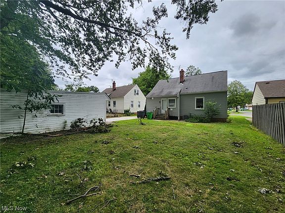 4th image of 285 E 255th St