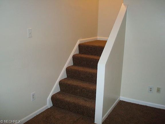 4th image of 4907 Banbury Ct APT 3