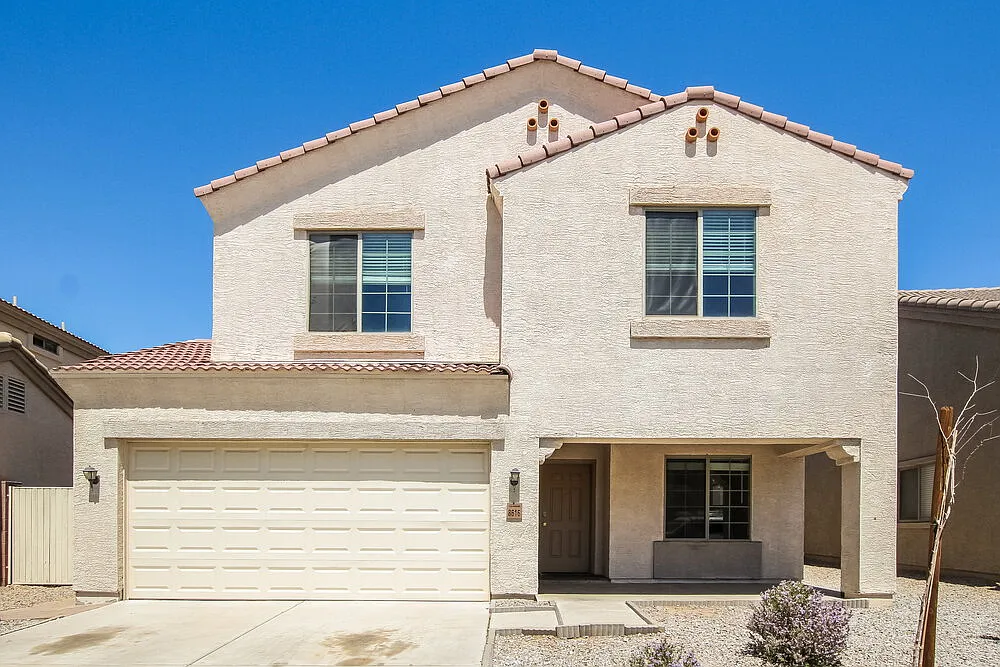 5 bed, 3.0 bath, 2228 sqft, $2,620 — Photo 1