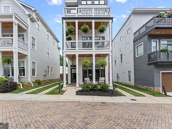 5th image of 317 Clarendon Ct