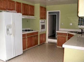 5th image of 3459 Fleetwood Dr