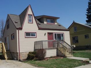325 Academy St, Ferndale, MI 48220