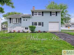 45 S Oak Ave, Fords, NJ 08863