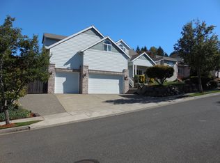 10986 SE Valley Way, Happy Valley, OR 97086