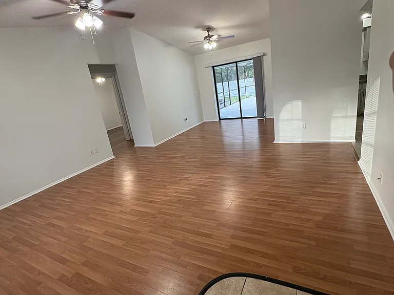 801 SW 10th Pl — Photo 7