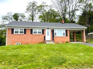107 Polk Ave, Front Royal, VA 22630
