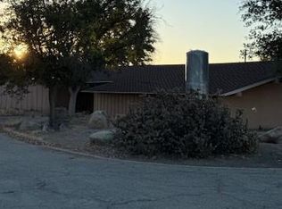 10400 S Colorado Ave, San Joaquin, CA 93660