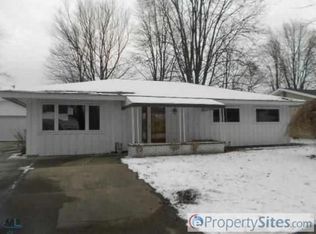 362 Cardinal Dr, Marysville, MI