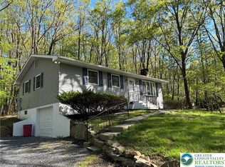 3237 Woodcrest Ave, Effort, PA 18330