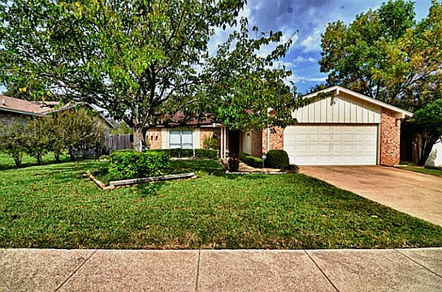 1st image of 3409 Palomino Dr