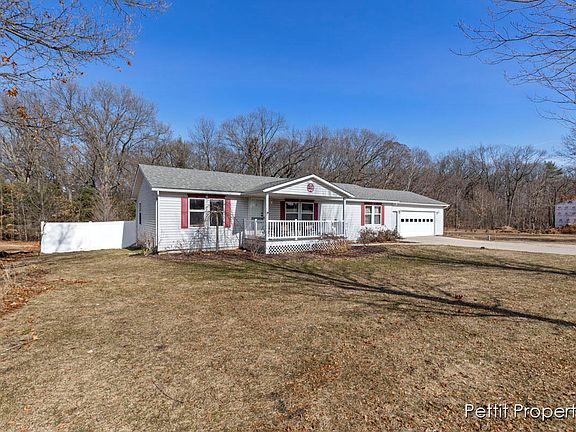 2nd image of 32610 Pinedale Ln