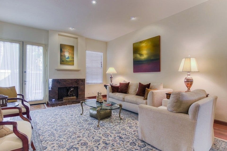 Spacious living room