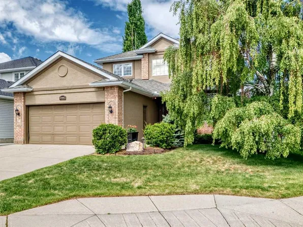 10882 SE Valley Ridge Dr NW, Calgary, AB T3B 5R1