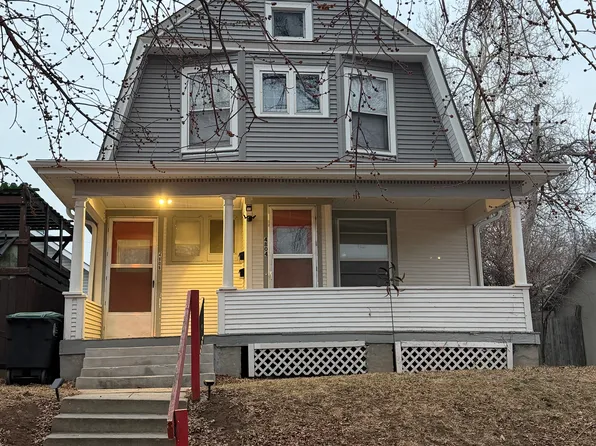 4804 Chicago St, Omaha, NE 68132