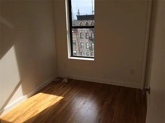 Rented by Kian Realty | media 21