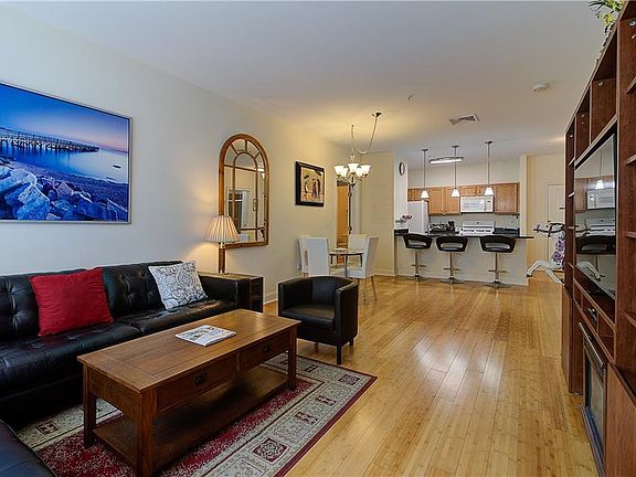 4th image of 301 Church St APT 207