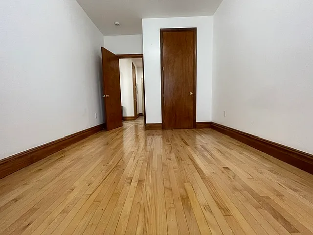 338 8th St #3R — Photo 5