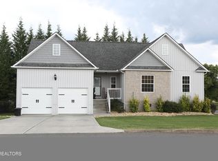 706 Boone Dr, Seymour, TN 37865