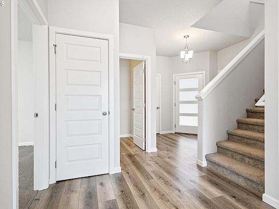 4th image of 18600 SW Bluebird Ln