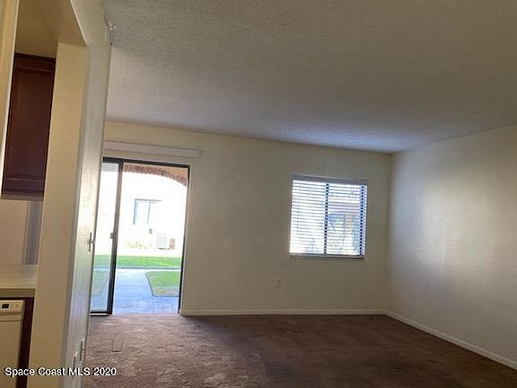 5th image of 127 San Paulo Cir #1