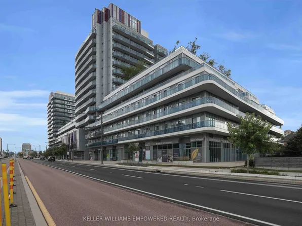 9471 Yonge St N #811, Richmond Hill, ON L4C 0Z5