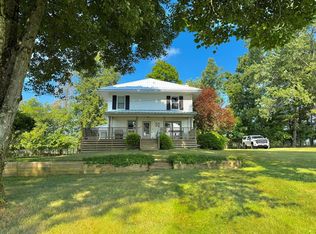 626 Cherrytree Rd, Franklin, PA 16323