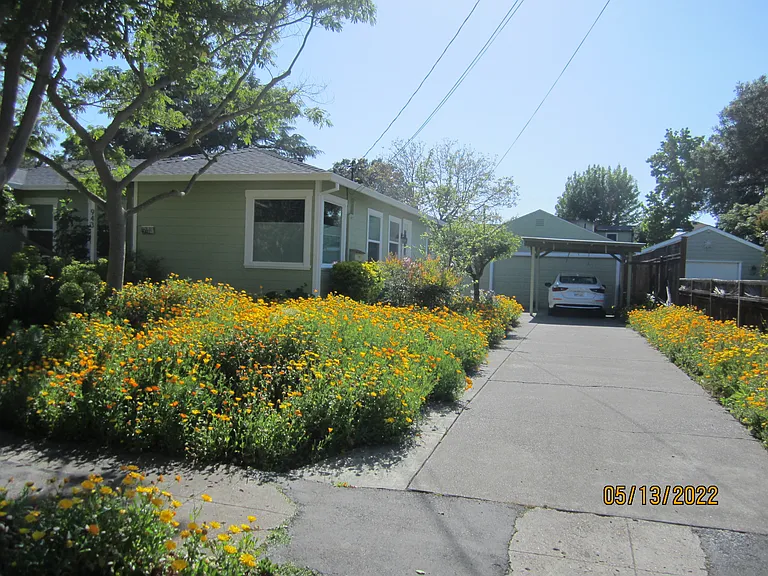 943 Wright St — Photo 16