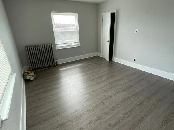 (undisclosed Address), Lynn, MA 01902