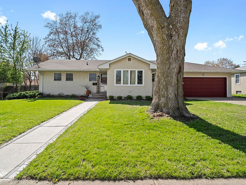 1st image of 2041 Prospect Ave
