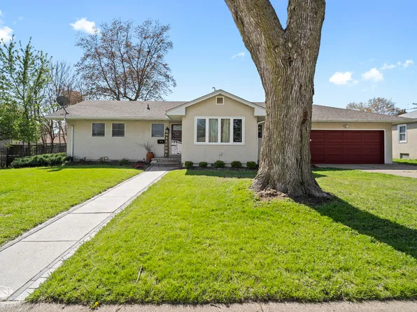 2041 Prospect Ave, La Salle, IL 61301