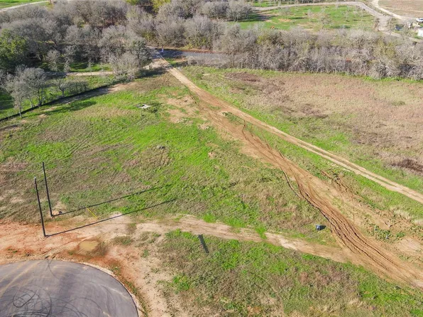 170 Grace Ln, Dale, TX 78616