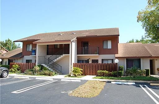 2nd image of 2205 SW 22nd Ave #2020