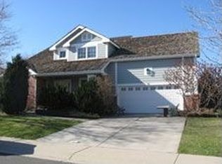 800 Rochelle Cir, Fort Collins, CO 80526