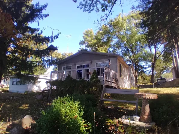 W3569 Lake Dr, Montello, WI 53949