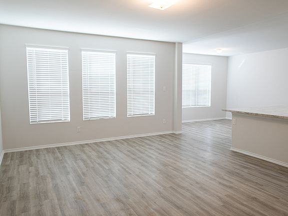 3rd image of 3400 Sonoma Trl