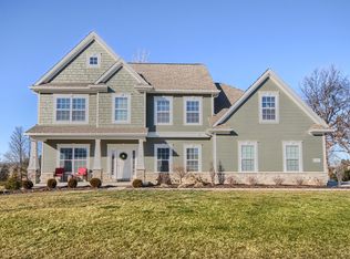 8807 Fielding Dr, Brighton, MI