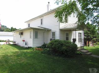 517 Clay St, Brooklyn, IA 52211