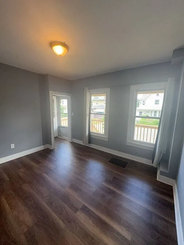 1404-1412 Sanderson Ave — Photo 1