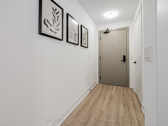 3rd image of 2075 King Rd #249