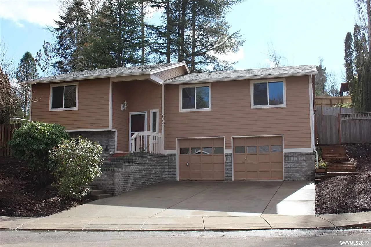 2050 Popcorn Ct NW photo 1