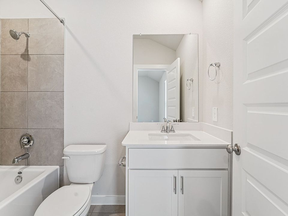 The Henderson floorplan in Kingdom Heights of Rosenberg, TX.