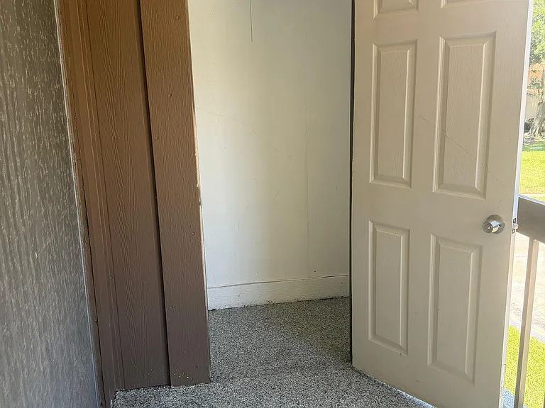 6310 Newtown Cir #B5 — Photo 17
