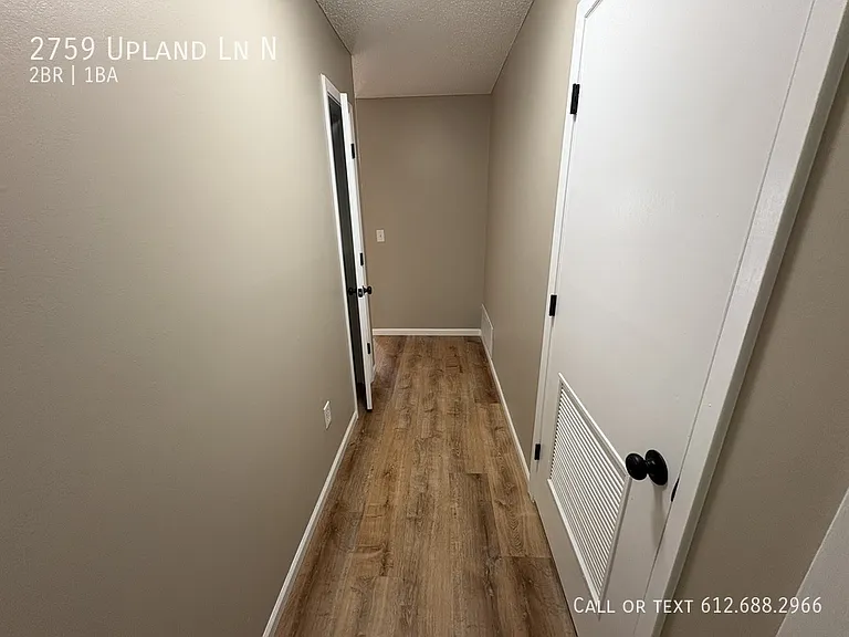 2759 Upland Ln N — Photo 5