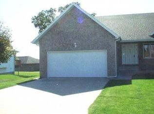 1228 W Bluegrass Rd, Nixa, MO 65714